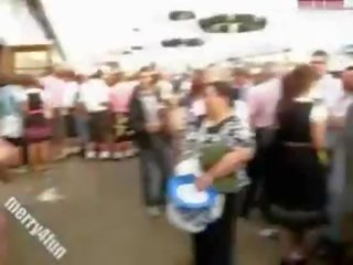 Oktoberfest δημόσιο τσιμπούκι