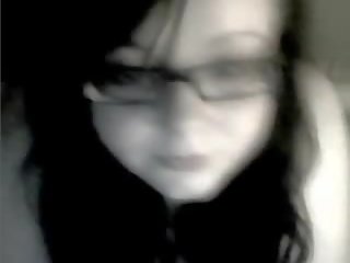 Irish potelée ado avec grand naturel sein projection de sur webcam