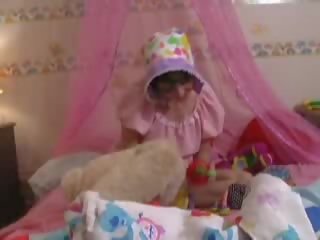 Abdl hölgyek diapered lyla