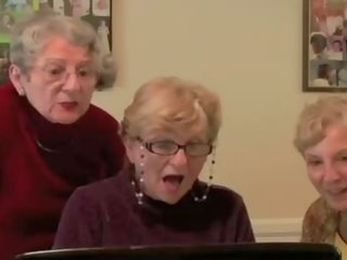 3 nenek react kepada besar hitam prick seks filem video