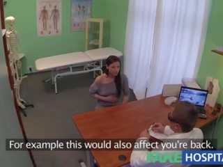 Fakehospital skrite cameras ulov bolnik uporabo masaža orodje za an orgazem