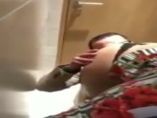 Indian Office daughter Fucked with Boss in Office Washroom
