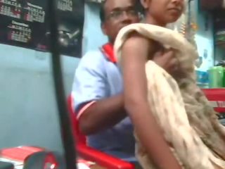 Индийски деси тийнейджър прецака от съсед чичо вътре магазин
