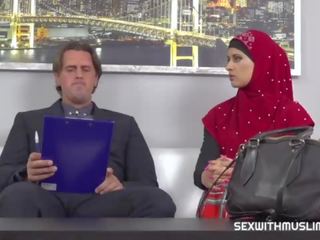 Lawyer settles untuk halus muslim alat kemaluan wanita