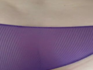 Fanny pieru ja selkäsauna sisään violetti alushousut